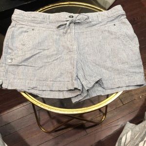 Dalia - size 10 - soft shorts